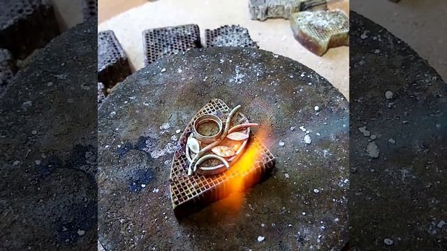 КОЛЬЦО С БИРЮЗОЙ / изготовление кольца с бирюзой / ювелир / ювелирные изделия / ручная работа кольц смотреть онлайн