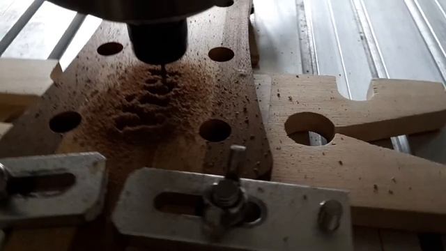 Инкрустация грифа (фрагмент) смотреть онлайн