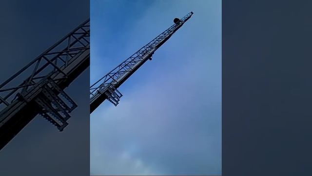 Поднимаюсь по автолестнице.Ноябрь 2015 год. смотреть онлайн