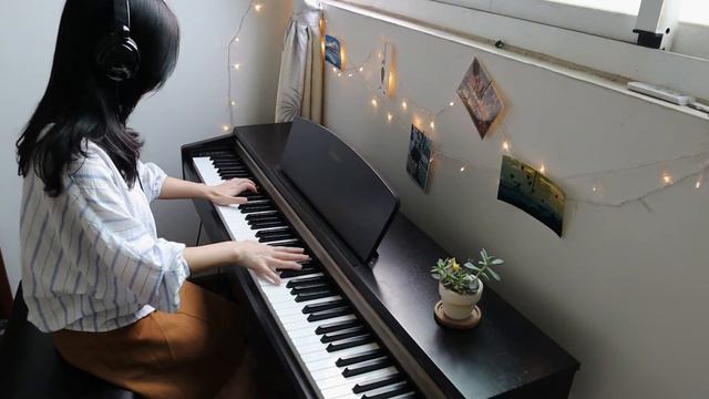 SHE - ELVIS COSTELLO (Piano Cover) смотреть онлайн