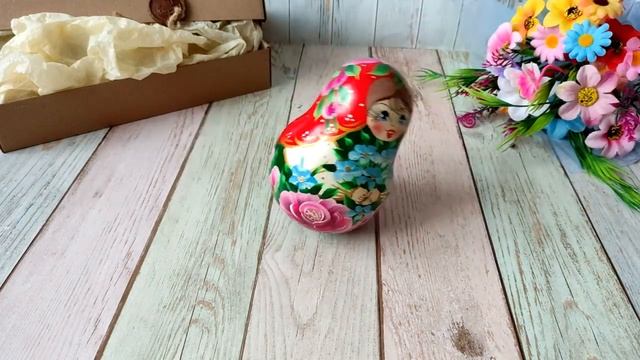 Неваляшка музыкальная Матрешка смотреть онлайн