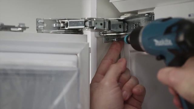 Установка и подключение встраиваемого холодильника смотреть онлайн