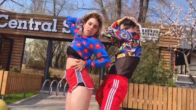 Champion - TWINS (dance version) смотреть онлайн
