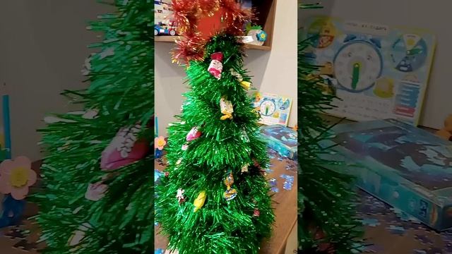 Ёлочка! Поделка в школу!? смотреть онлайн