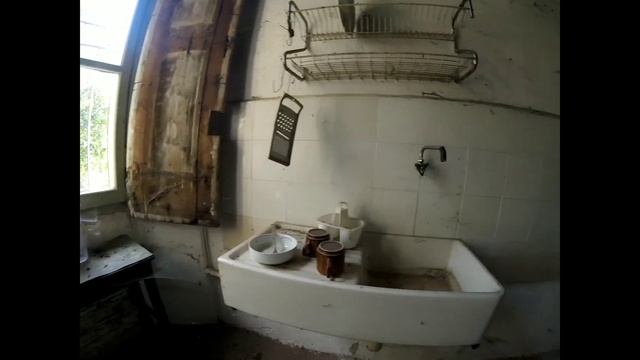 URBEX in Brianza [ITALIA Abbandonata] смотреть онлайн