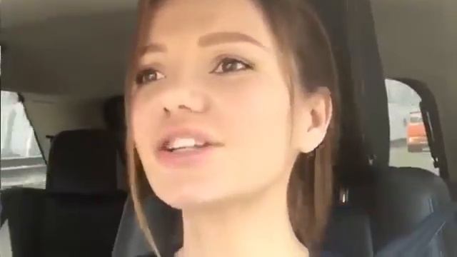 Виктория Черенцова. Родина.Поет за рулем. смотреть онлайн