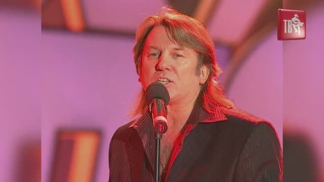 Юрий ЛОЗА - ДЕВОЧКА СЕГОДНЯ В БАРЕ смотреть онлайн