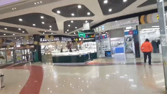 Ужасные дороги, роскошные дома в Курске. Пятёрочка с соком. Курск северозапад. необычные часы. смотреть онлайн