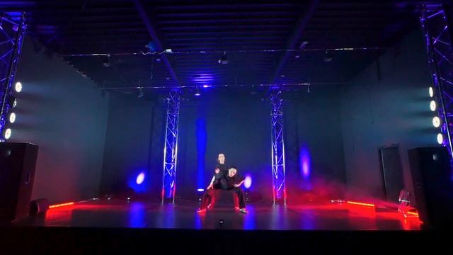 Офрова Евдокия, Чебакова Софья // IDOL DANCE смотреть онлайн