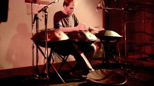 Moritz Labschütz - "Amara" (Handpan | Mishte) смотреть онлайн