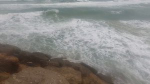 Буря в море