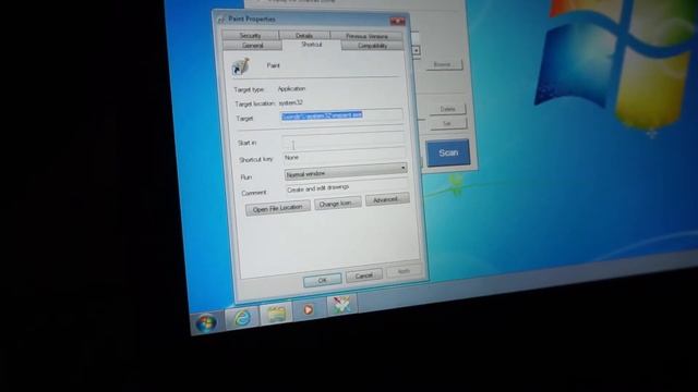 Specify the program where the scanned image is transferred (CanoScan LiDE 25, Paint) смотреть онлайн