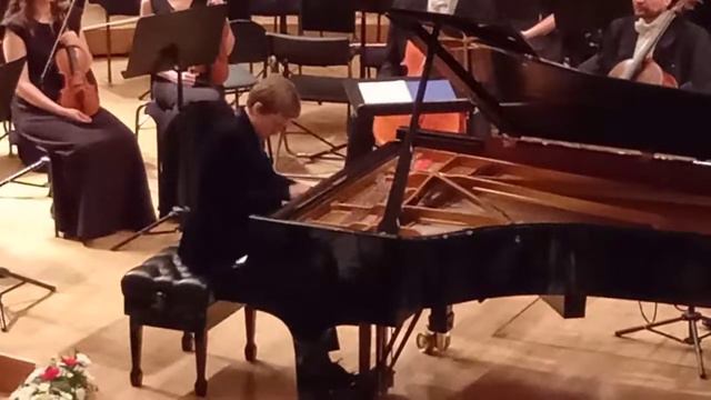 Encore. Dmitriy Masleev piano soloist in Kazan VID 20220420 191035 смотреть онлайн