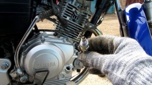 Мото Лайфхак:Выбираем и  меняем свечу на YBR125