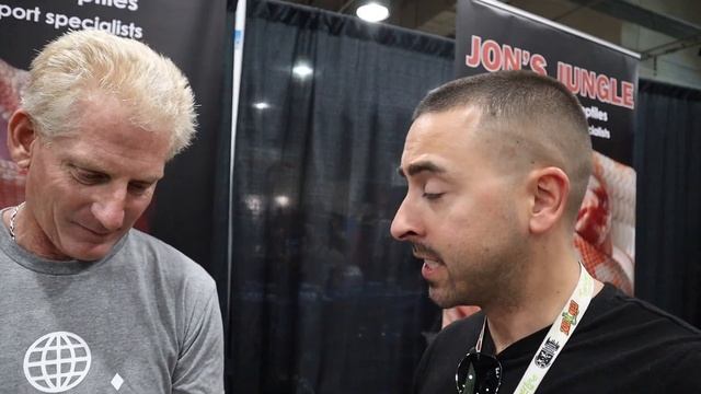 WORLD'S FIRST BOA CONSTRICTOR? POMONA SUPERSHOW PART 2 | REPTILES #REPTILES #BOACONSTRICTOR #SNAKES смотреть онлайн