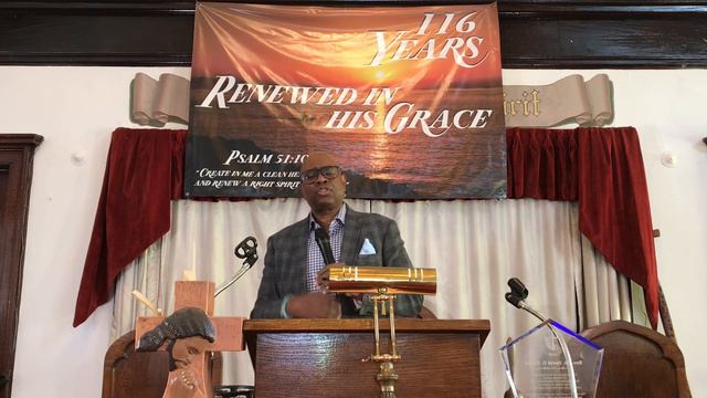 Seek within what your desiring without.. Psalms 34:17-18, Dr. David O. Carter смотреть онлайн
