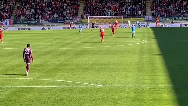 LEYTON ORIENT LIFT LEAGUE 2 TROPHY AS STOCKPORT CLAIM VITAL WIN - Leyton Orient 0-3 Stockport смотреть онлайн
