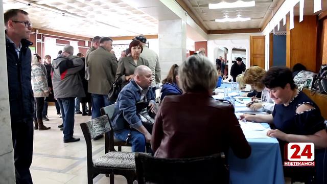 Обманутые дольщики "Интеграла" вновь выбирают арбитражного управляющего смотреть онлайн