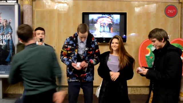 Вечер кино ко Дню святого Валентина смотреть онлайн
