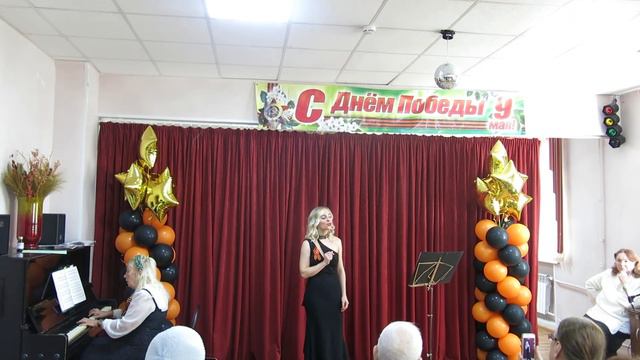 #ТемнаяНочь - #МарияБыстрицкая, piano - #ЕленаЛеменкова #ДеньПобеды 9.05.22г #Ростокино смотреть онлайн