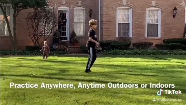 Awesome Soccer Trainer by Futboleros смотреть онлайн