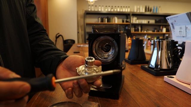 FELLOW ODE Brew Grinder 간편하게 청소하는 방법 ! смотреть онлайн