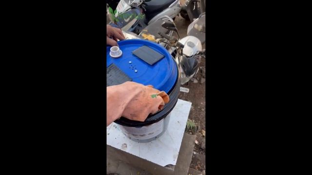 Solar Home Composter use to make compost at home | смотреть онлайн