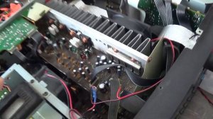 Yamaha RX V795 не включается, щелкает реле