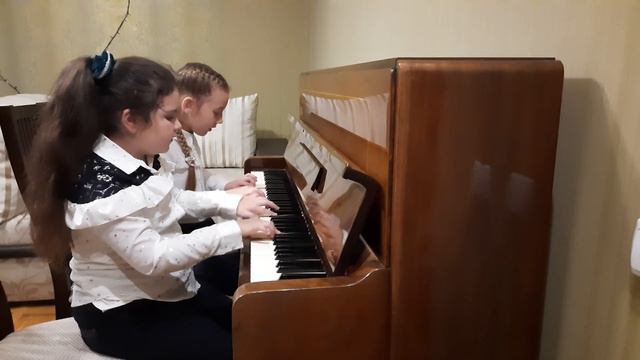 Г.Хойман, аранж. Л.Жульєва Поні-бугі Черняк Єва, Якушенко Марія смотреть онлайн