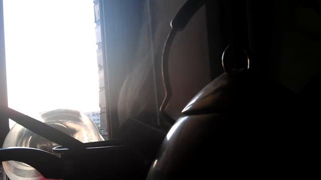 Чайник парит смотреть онлайн