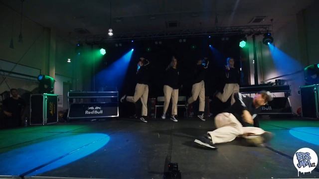 Back 2 SQL // Crew Showcase // Funky Monkez (aut) смотреть онлайн