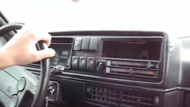 VW Golf 2 GTI drive 2.avi смотреть онлайн
