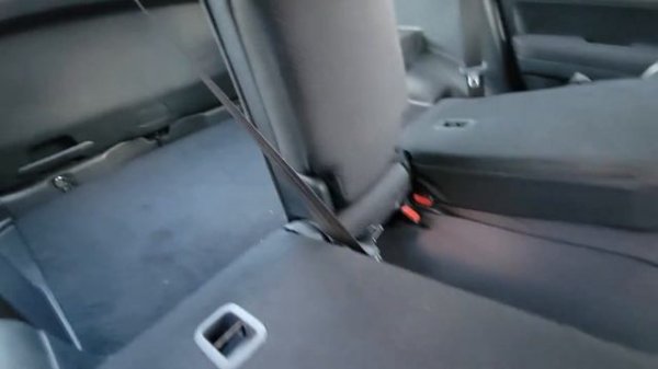 How to remove seats from a 2008 Honda CRV (3rd Gen)
