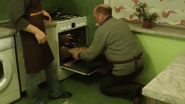 Карп с орехами смотреть онлайн
