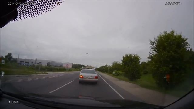 Устойчивость Mercedes W140