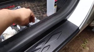 Установка накладок на пороги Рено КАПТЮР