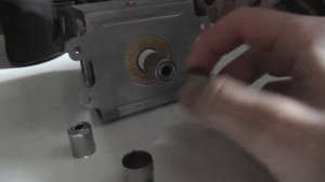 Замена слюды и колпачка в микроволновке - ремонт по-быстрому (заискрила микроволновка)