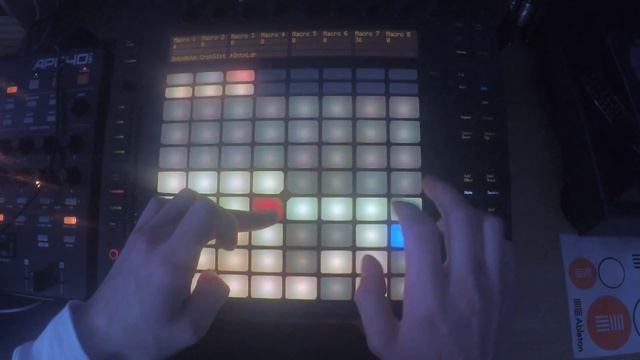 Quantum Mechanics Soundpack - Ableton Push 64 Pad Mode Jam смотреть онлайн