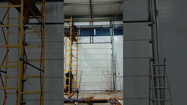 Секционные ворота. смотреть онлайн