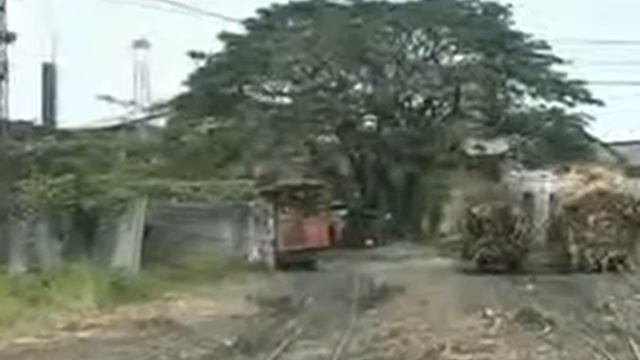 West Java, Indonesia- Old Sugar Cane Trains-2007 смотреть онлайн