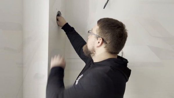 Монтаж Vakio Base Smart в готовое отверстие