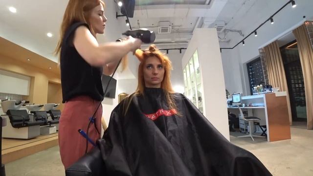 Из рыжего в блонд смотреть онлайн