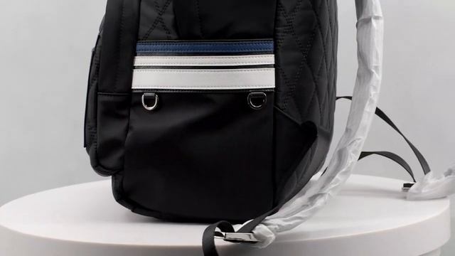 prada backpack review смотреть онлайн