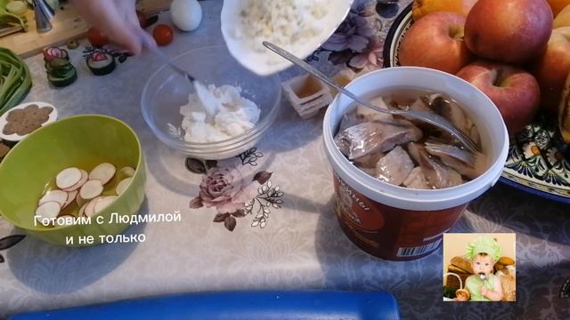 #Новинка Как быстро и вкусно засолить селёдку и приготовить из неё закуски на новогодний стол. смотреть онлайн