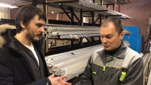 Цех (производство алюминиевых окон) и принципы работы представляет основатель компании / Алюстрой