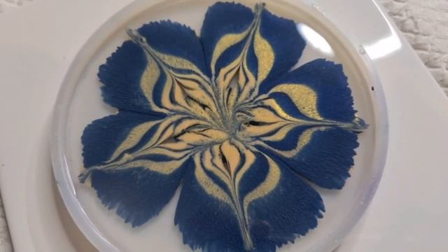 #1235 Metallic Gold And Navy 3D Resin Flower Coaster смотреть онлайн