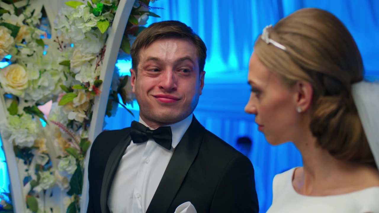 Love is: Переносим? смотреть онлайн