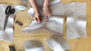 Китовый ус в корсете. Пошив корсета с отрезными чашечками. МК дизайнер LIA HAEROVA