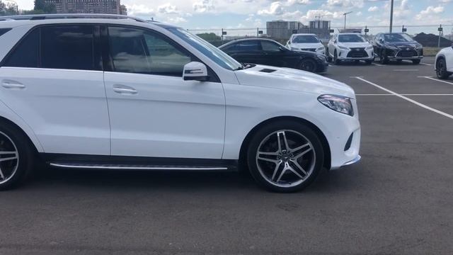 Видеопрезентация автомобиля Mercedes-Benz GLE смотреть онлайн