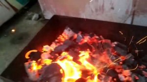 Покупной шашлык на покупных углях